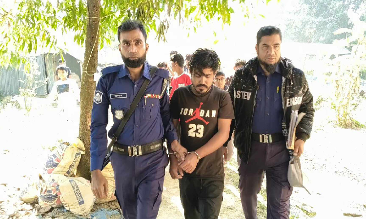 যুবলীগ নেতার বাড়িতে পোড়াচ্ছিল তরুণীর মরদেহ, ঘাতক আটক তরুণীর মরদেহ
